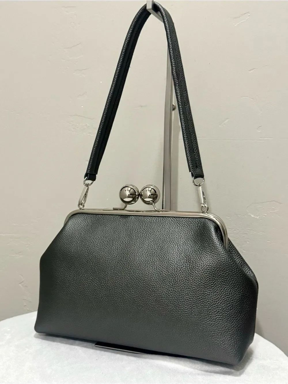 Gray Togo Cowhide Calfskin Handmade Retro Style Kisslock Frame Bag, Large Size